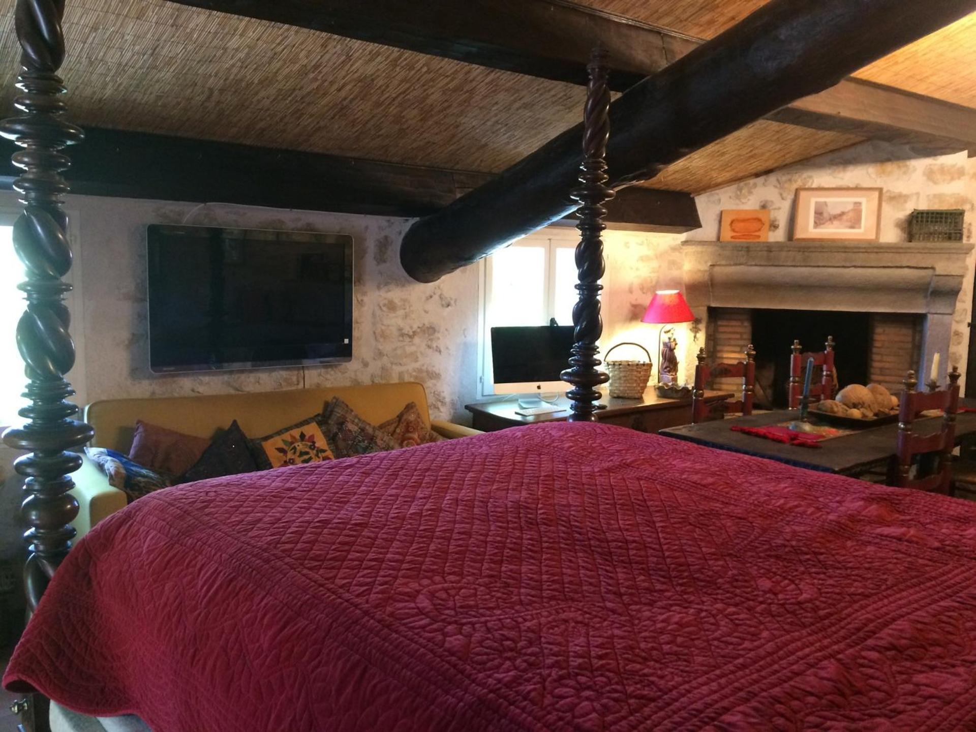 La Sangliere Bed & Breakfast Ampus Exterior photo
